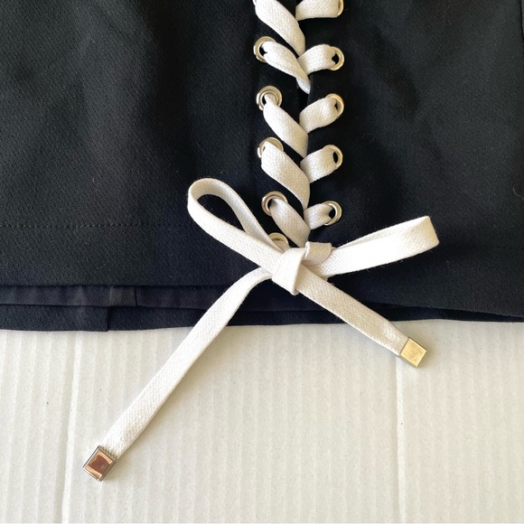 PREM Premonition Elegant Black One-Shoulder Dress with exquisite details - Picture 13 of 14